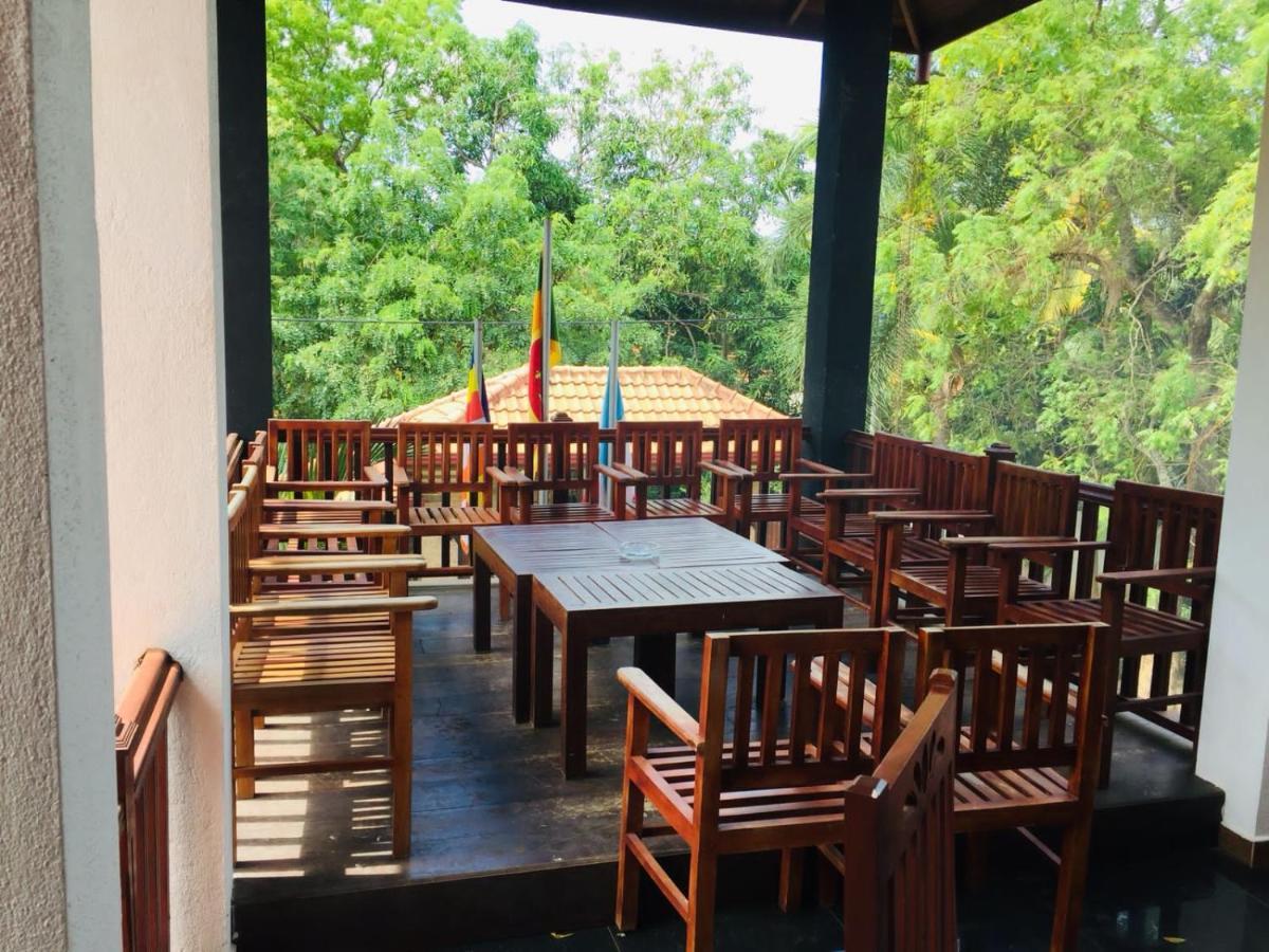 Yala Safari Village Maha Akurugoda Eksteriør billede